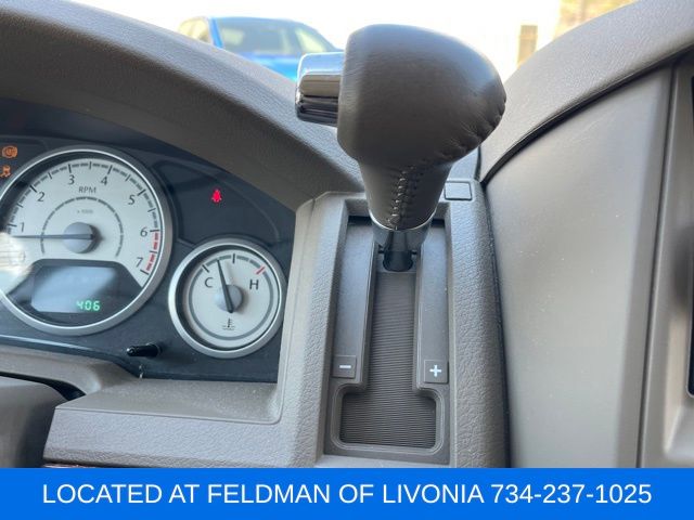 Used 2009 Chrysler Town & Country For Sale in Muncie, IN