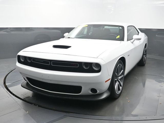 White Knuckle Clearcoat 2023 Dodge Challenger Coupe Rear-Wheel Drive 8-Speed Automatic