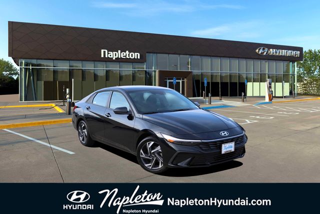 2025 Hyundai Elantra SEL Sport FWD