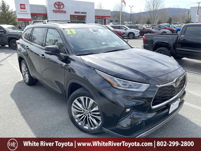 Midnight Black Metallic 2023 Toyota Highlander Platinum AWD SUV / Crossover All-Wheel Drive 8-Speed Automatic