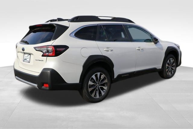 2025 Subaru Outback Limited 18