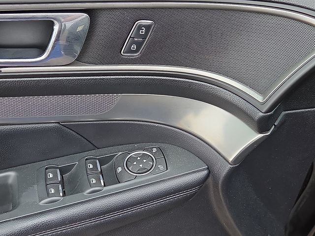 Used Car 2019 Ford Explorer  Xlt For Sale Under $20,000 In Plainview, Texas