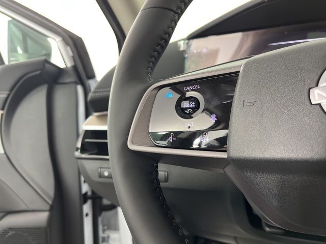 2025 Everest White Pearl Tricoat Nissan Murano SL AWD SUV