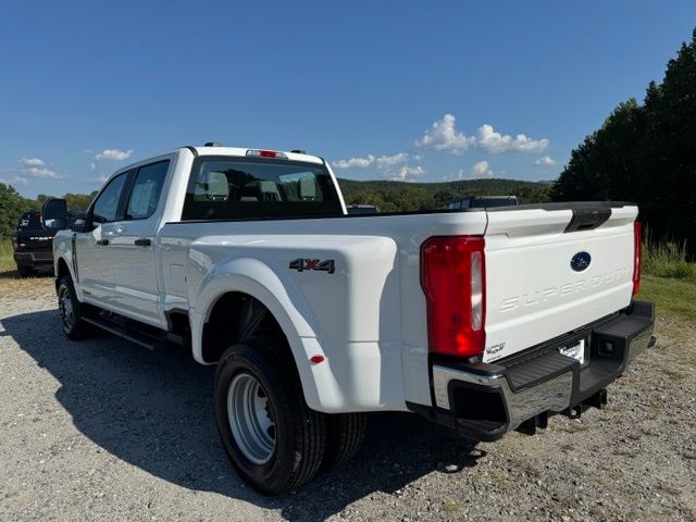 Used 2026 White Ford XL image 5