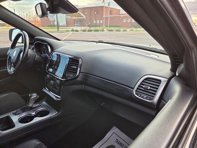 2021 Jeep Grand Cherokee Laredo X 4x4