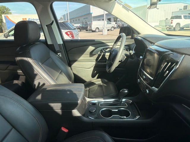 Used 2020 Black Chevrolet RS image 6