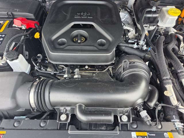 Used 2024 Silver Jeep Sahara 4xe image 30