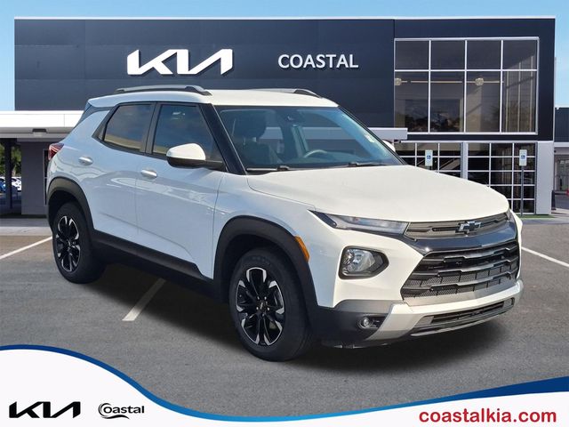 Summit White 2021 Chevrolet Trailblazer SUV / Crossover Front-Wheel Drive Continuously Variable Transmission