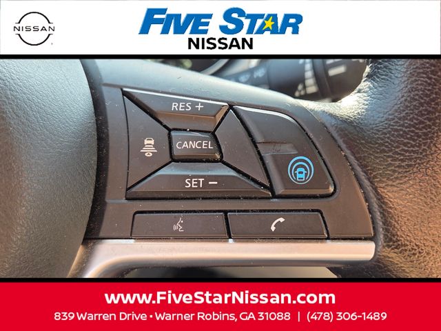 Used 2021 Blue Nissan SL image 26