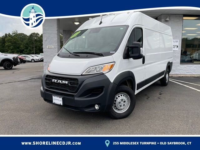 Bright White Clearcoat 2025 RAM ProMaster Van 9-Speed Automatic