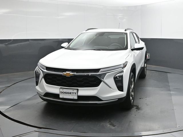 Used 2025 Chevrolet Trax SUV