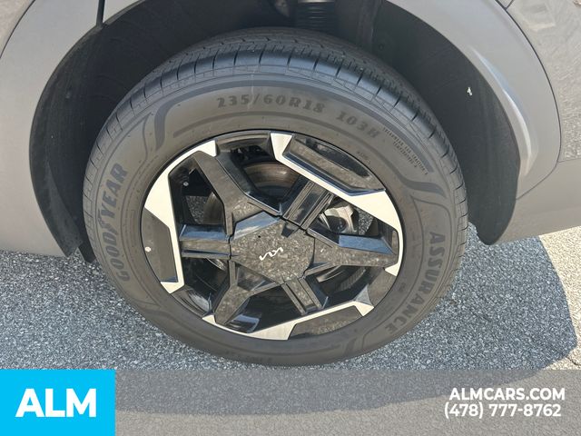 Used 2026 Black Kia S image 22