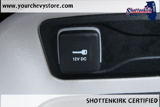 Used 2024 Chrysler Pacifica Van