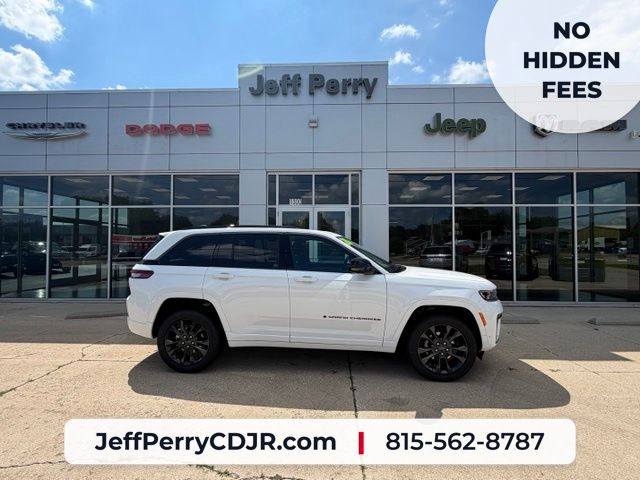 Bright White Clearcoat 2026 Jeep Grand Cherokee SUV / Crossover Four-Wheel Drive 8-Speed Automatic