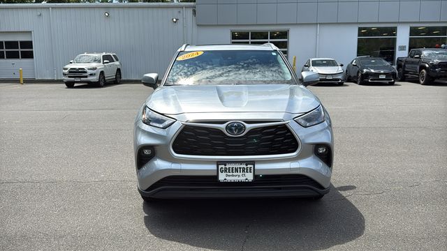 Used 2024 Toyota Highlander Hybrid SUV