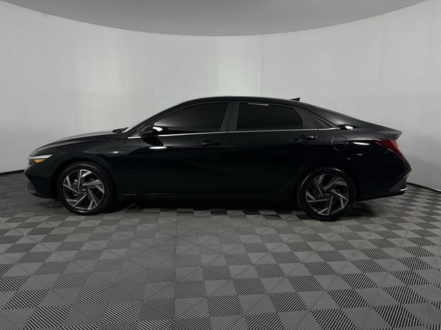 Used 2024 Hyundai Elantra Hybrid For Sale in Indianapolis, IN