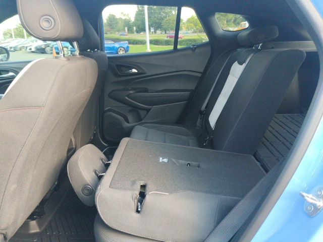 Used 2024 Chevrolet Trax SUV