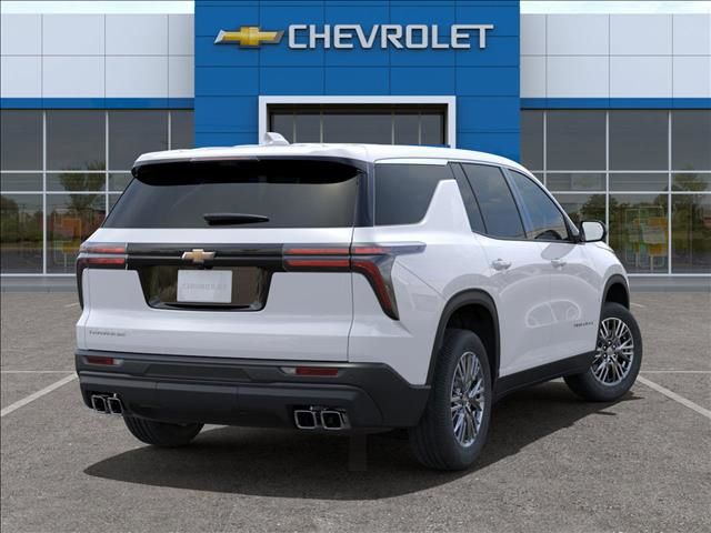 2024 Chevrolet Traverse LS 4