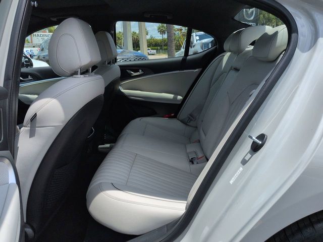 2025 GENESIS G70 Sport Advanced - Photo 14