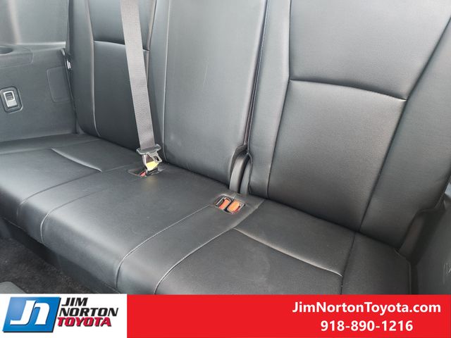 Used 2025 Toyota Highlander SUV
