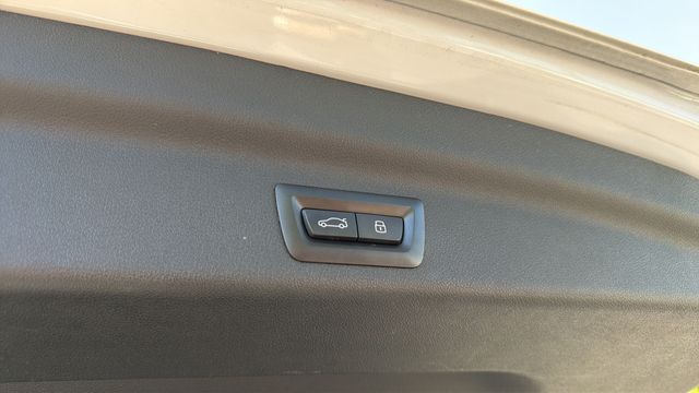 Used 2024 White BMW xDrive28i image 34