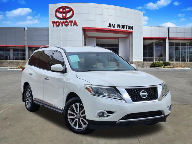 2015 Nissan Pathfinder SL 2WD's photo