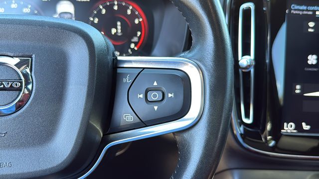 Used 2019 Volvo XC40 SUV