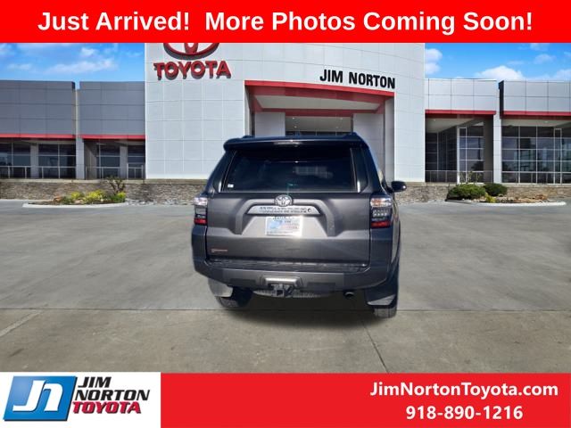 2019 Toyota 4Runner SR5 7