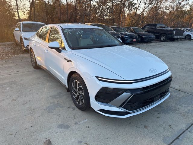 2026 Hyundai Sonata Hybrid Blue FWD