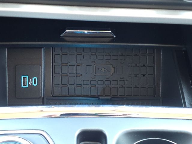 2024 Ford Expedition XLT:B02304