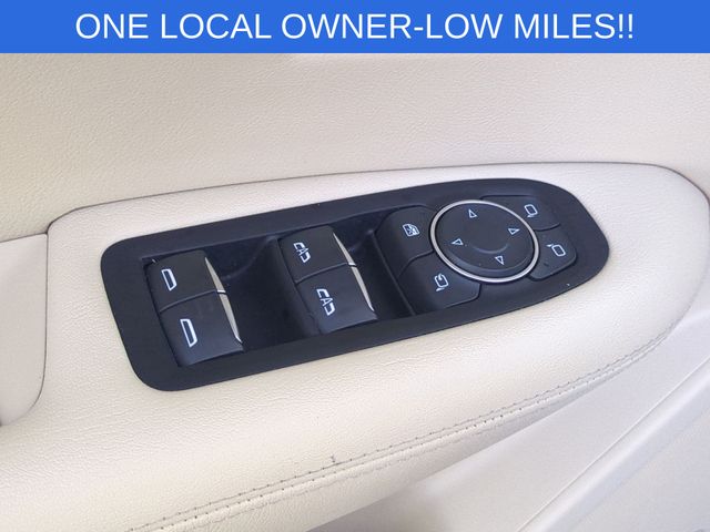 Used 2019 White Cadillac Luxury image 14