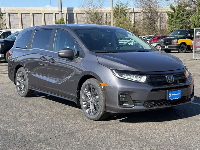 2026 Honda Odyssey Touring's photo