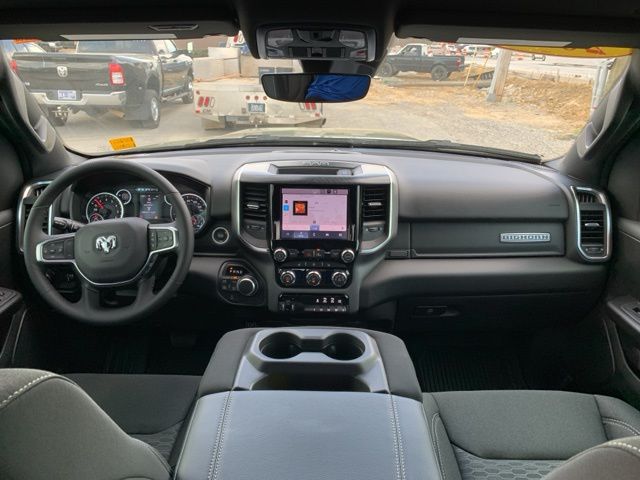 2025 RAM 1500 Big Horn/Lone Star photo