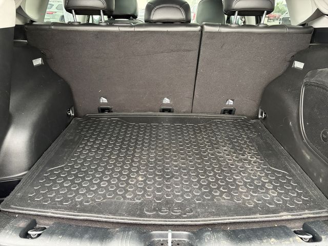 Used 2022 Gray Jeep Latitude image 23