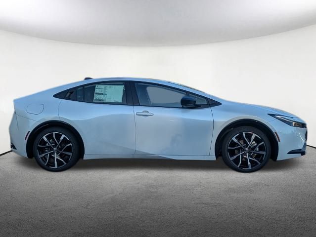 2024 Toyota Prius Prime XSE Premium 2