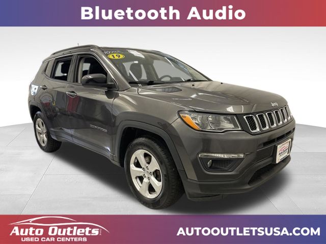 Gray (Granite Crystal Metallic Clearcoat) 2019 Jeep Compass SUV / Crossover Four-Wheel Drive 9-Speed Automatic