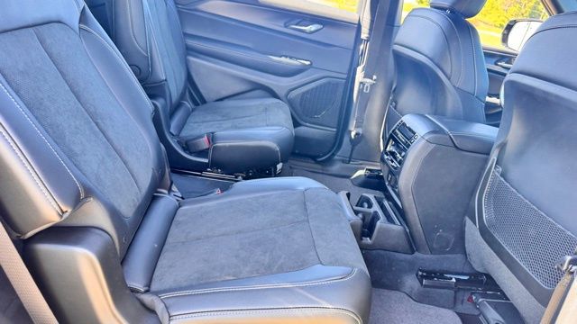 new 2025 Jeep Grand Cherokee L car, priced at $40,968