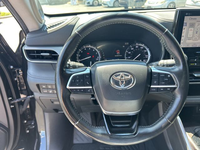2021 Toyota Highlander Platinum - Photo 21