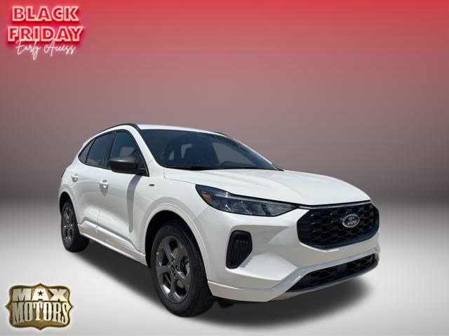 2024 Ford Escape ST-Line 2