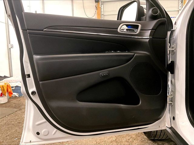 2019 Jeep Grand Cherokee Limited White at South Hills CDJR