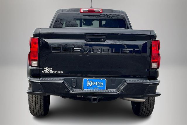 View vehicle photo 4