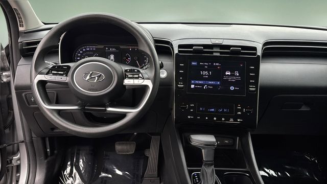 Used 2024 Silver Hyundai SEL image 10