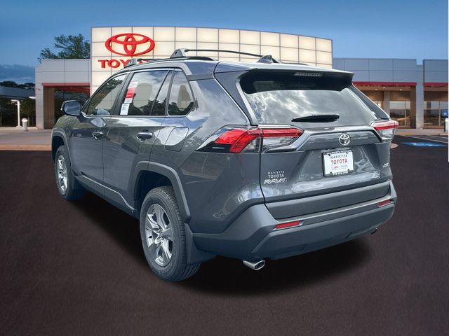 2024 Toyota RAV4 XLE 26