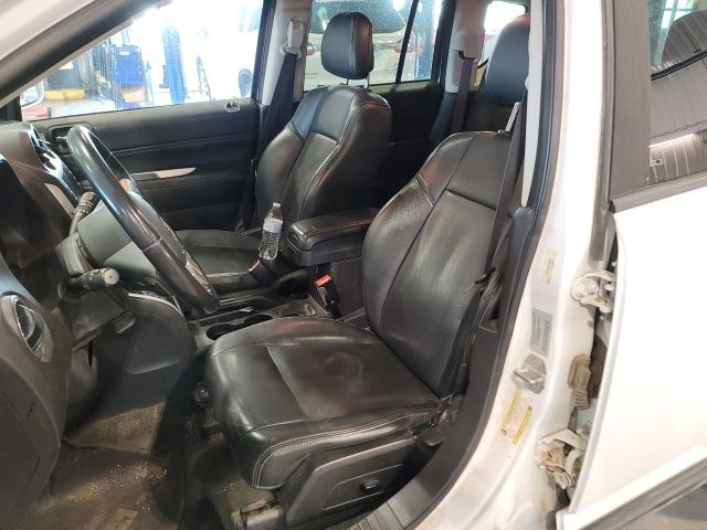 2016 Bright White Clearcoat Jeep Compass High Altitude 4X4 SUV