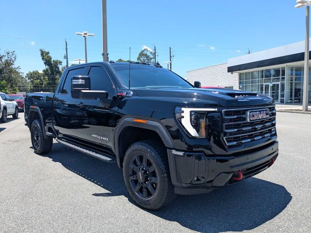 2025 GMC Sierra 2500HD AT4 Crew Cab 4WD