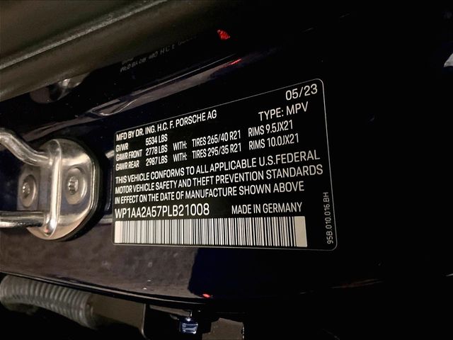 2023 Porsche Macan   at Audi Porsche Sewickley