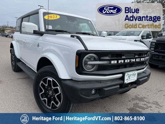 Oxford White 2023 Ford Bronco Outer Banks Advanced 4-Door 4WD SUV / Crossover Four-Wheel Drive Automatic
