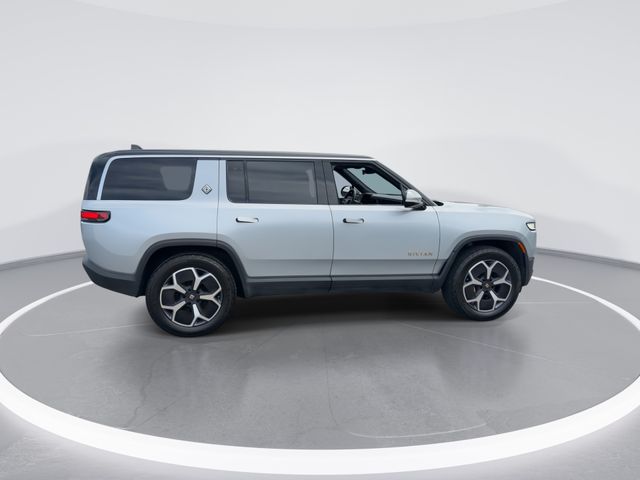 Used 2024  Rivian Adventure image 9
