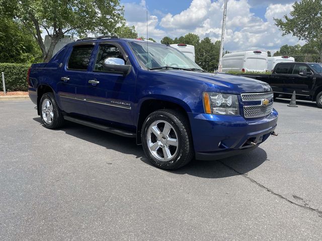 2013 Chevrolet Avalanche LTZ Black Diamond Edition 4WD