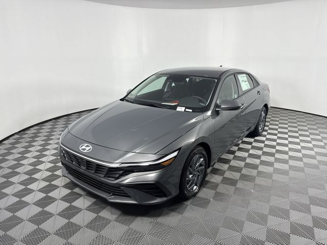 New 2025 Hyundai Elantra Hybrid For Sale in Indianapolis, IN